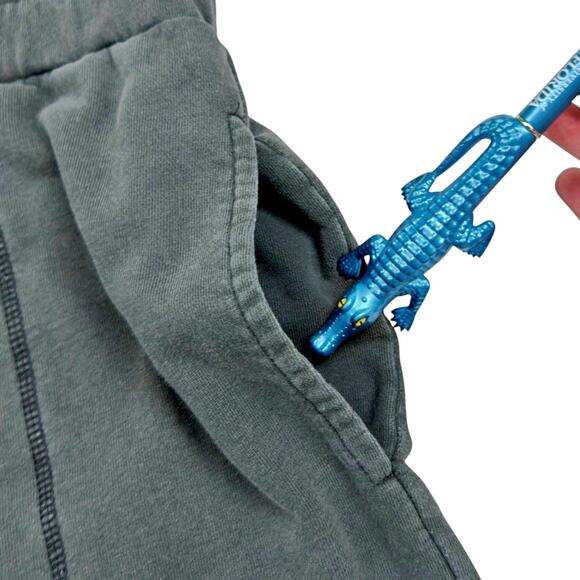 7 for all Mankind Women's MED High Paper Bag Waist Tasseled Distressed Jogger - Picture 4 of 10